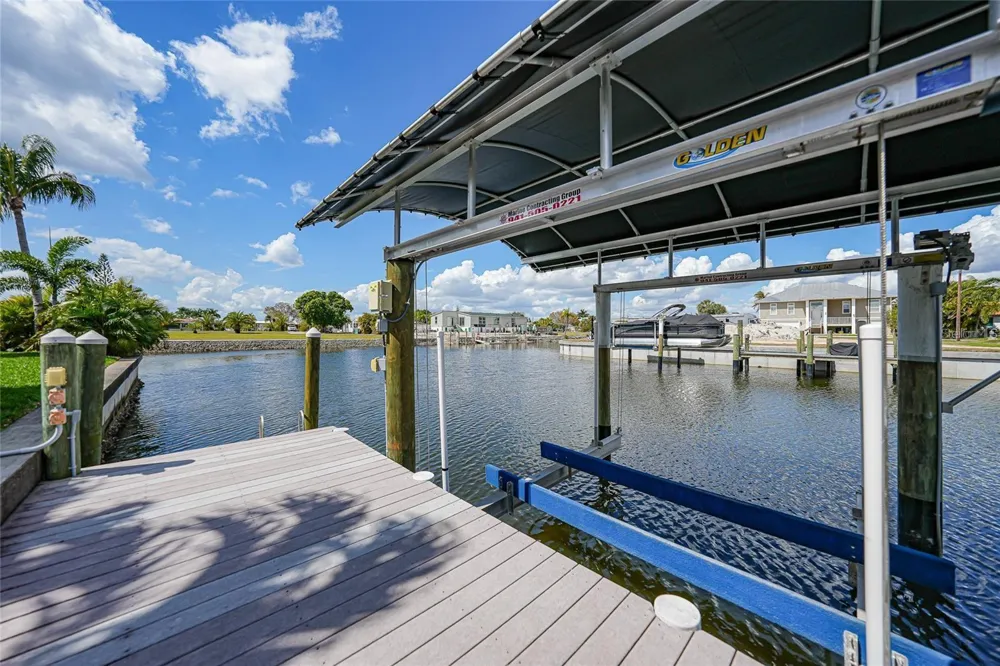 534 CANAL WAY Punta Gorda, FL 33950