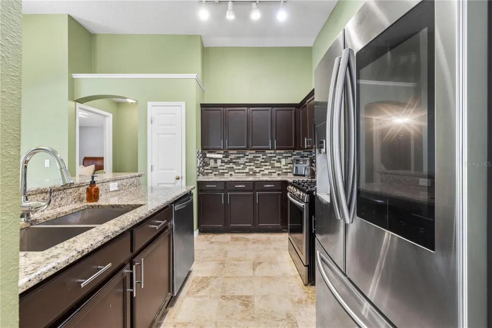 10148 SOMERSBY DRIVE Riverview, FL 33578