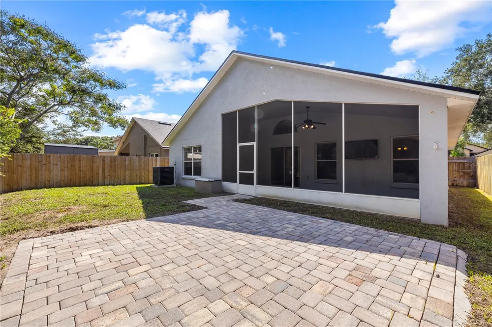 10148 SOMERSBY DRIVE Riverview, FL 33578