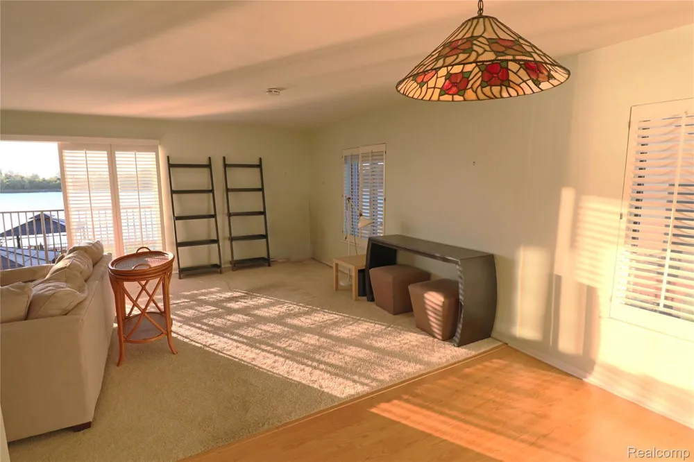 3301 Biddle Avenue #2B Wyandotte City, MI 48192