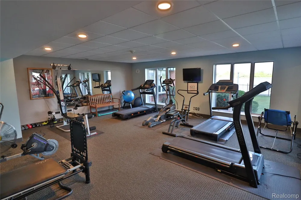 3301 Biddle Avenue #2B Wyandotte City, MI 48192