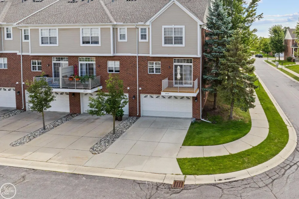 6013 Windemere Lane Shelby Charter Township, MI 48316