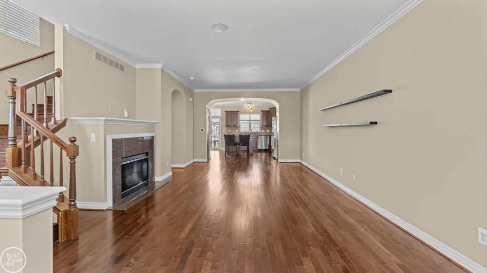 6013 Windemere Lane Shelby Charter Township, MI 48316