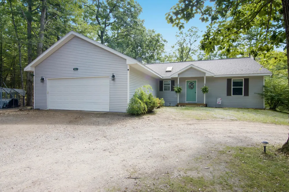 9163 Youker Road Grant Township, MI 49637