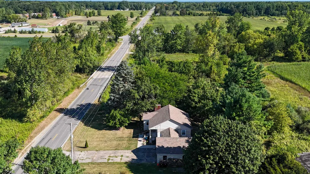 3121 S Shepherd Road Chippewa Township, MI 48858