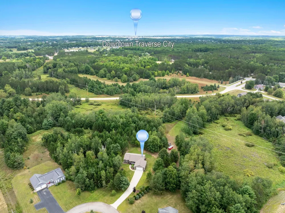 3250 Tamara Circle Green Lake Township, MI 49637