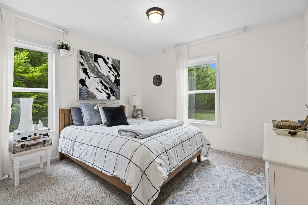 3250 Tamara Circle Green Lake Township, MI 49637