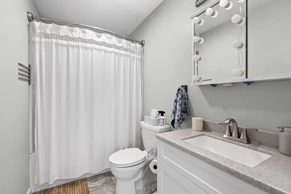 3250 Tamara Circle Green Lake Township, MI 49637