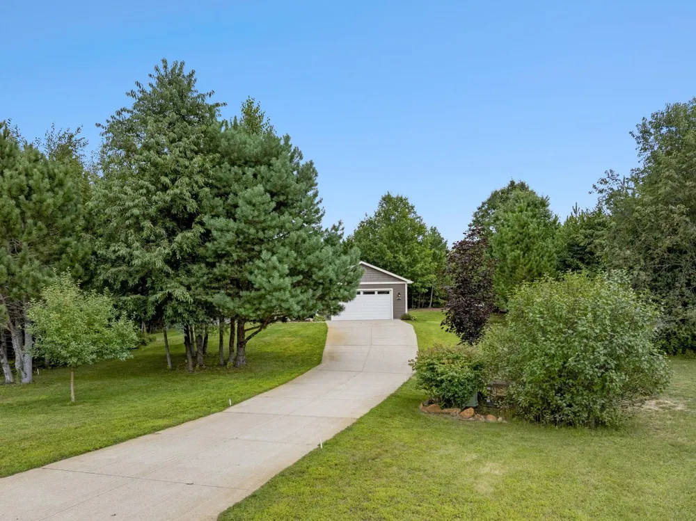 3250 Tamara Circle Green Lake Township, MI 49637