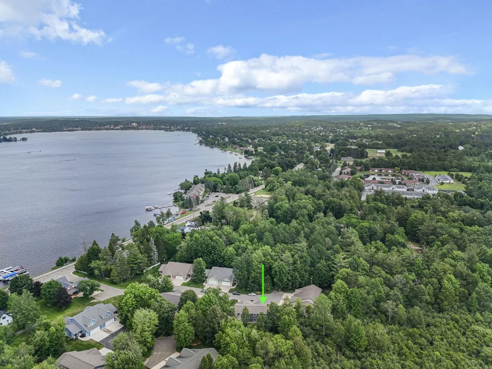 137 Davidsen Shores Drive Cadillac City, MI 49601