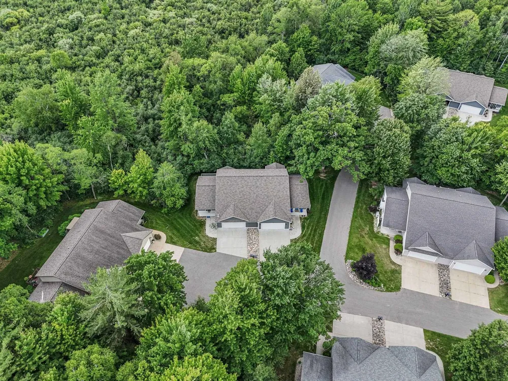 137 Davidsen Shores Drive Cadillac City, MI 49601
