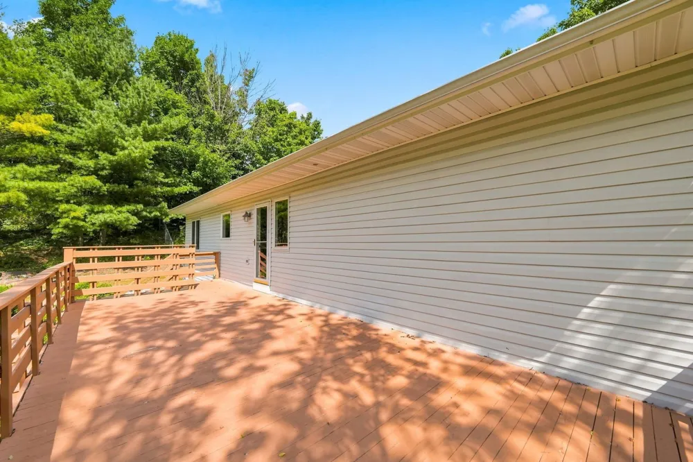 5119 Anna Drive Garfield Charter Township, MI 49684