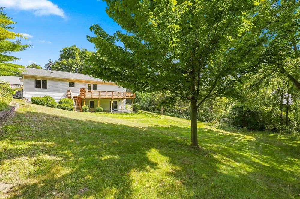 5119 Anna Drive Garfield Charter Township, MI 49684