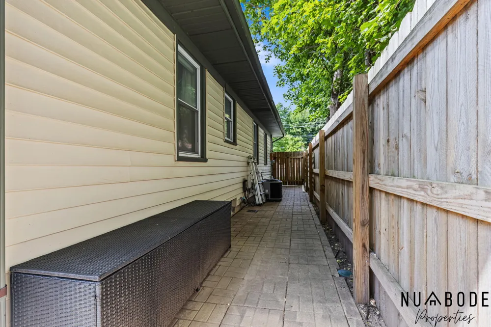 2114 Kalamazoo Avenue SE Grand Rapids City, MI 49507