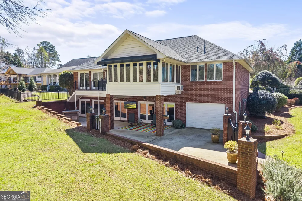 424 Capri PT Lavonia, GA 30553