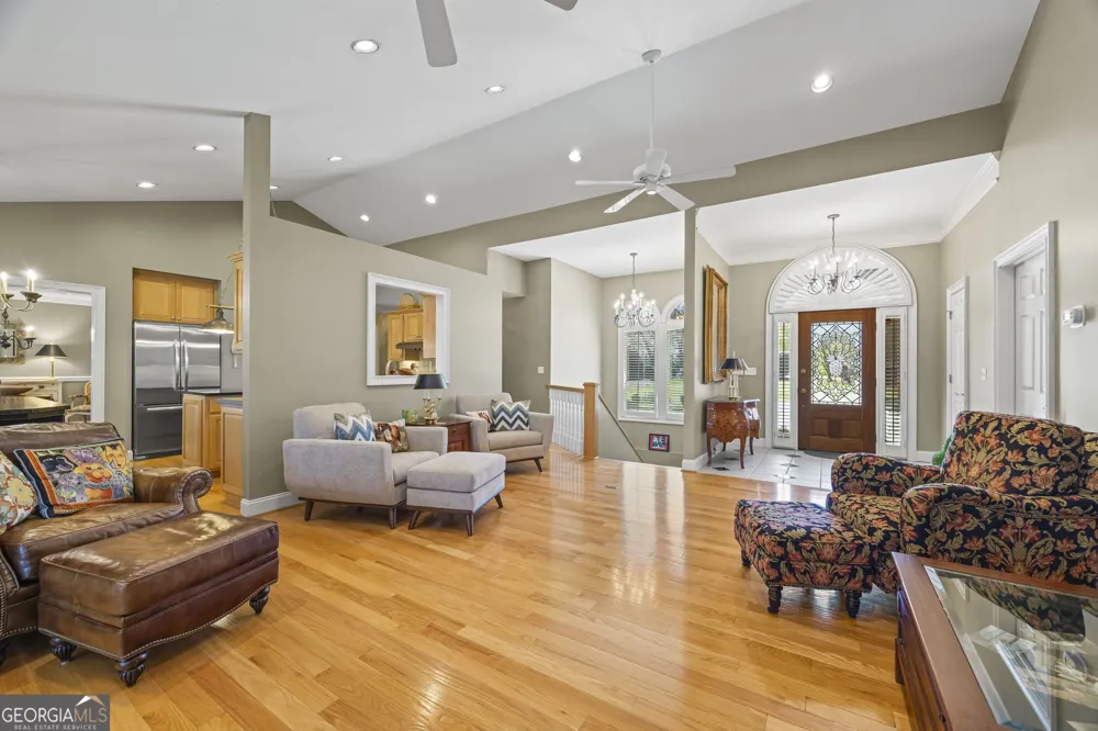 424 Capri PT Lavonia, GA 30553