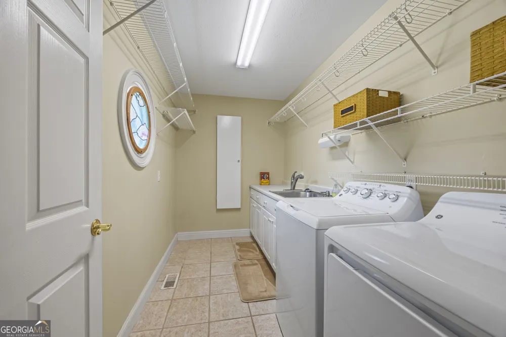 424 Capri PT Lavonia, GA 30553