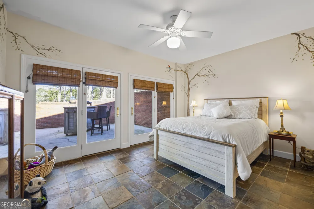 424 Capri PT Lavonia, GA 30553