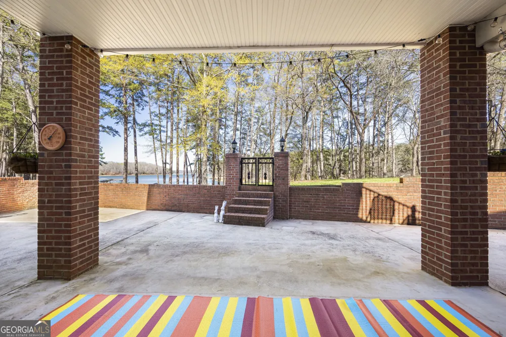 424 Capri PT Lavonia, GA 30553