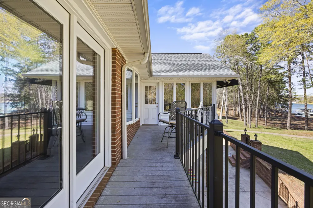 424 Capri PT Lavonia, GA 30553