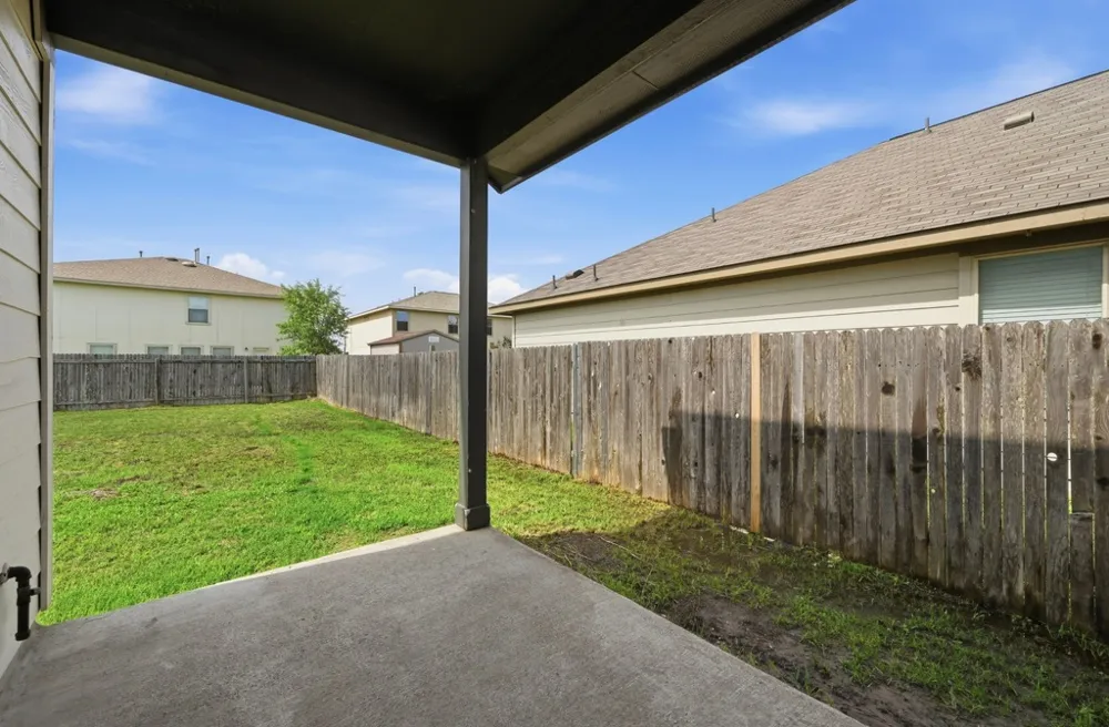 209 Noddy Road Buda, TX 78610