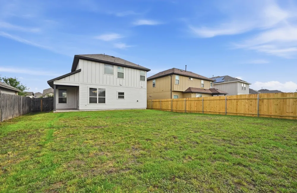 209 Noddy Road Buda, TX 78610