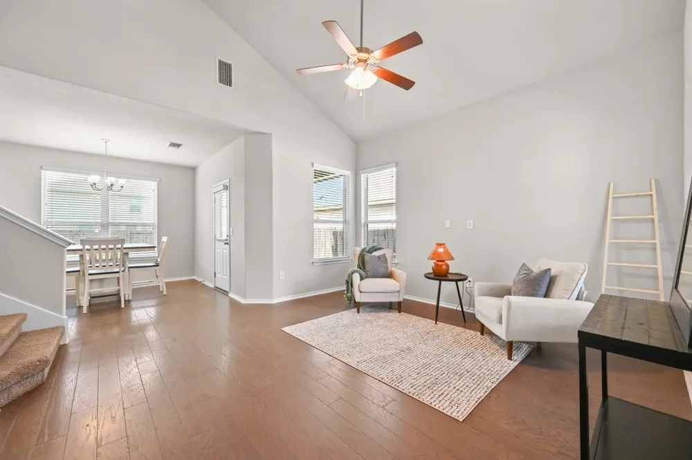 209 Noddy Road Buda, TX 78610