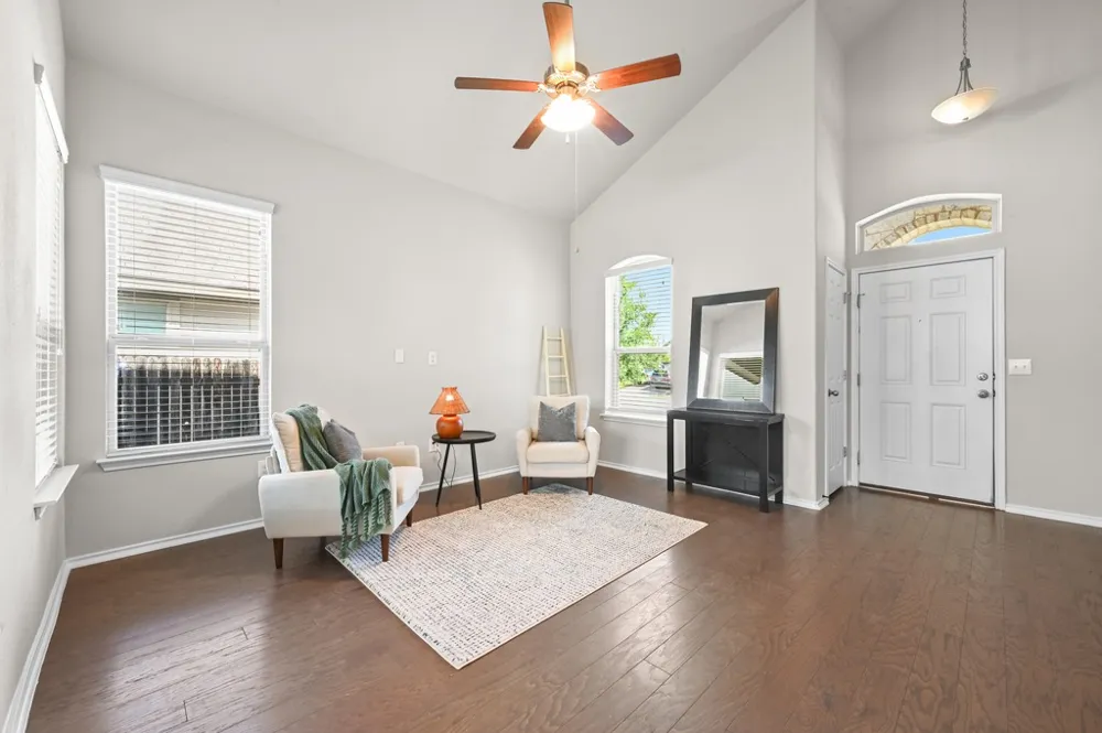 209 Noddy Road Buda, TX 78610