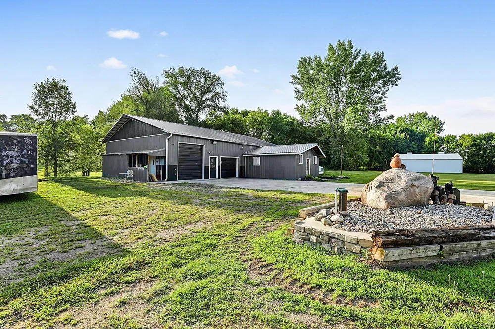 31634 CSAH 2 Litchfield, MN 55355