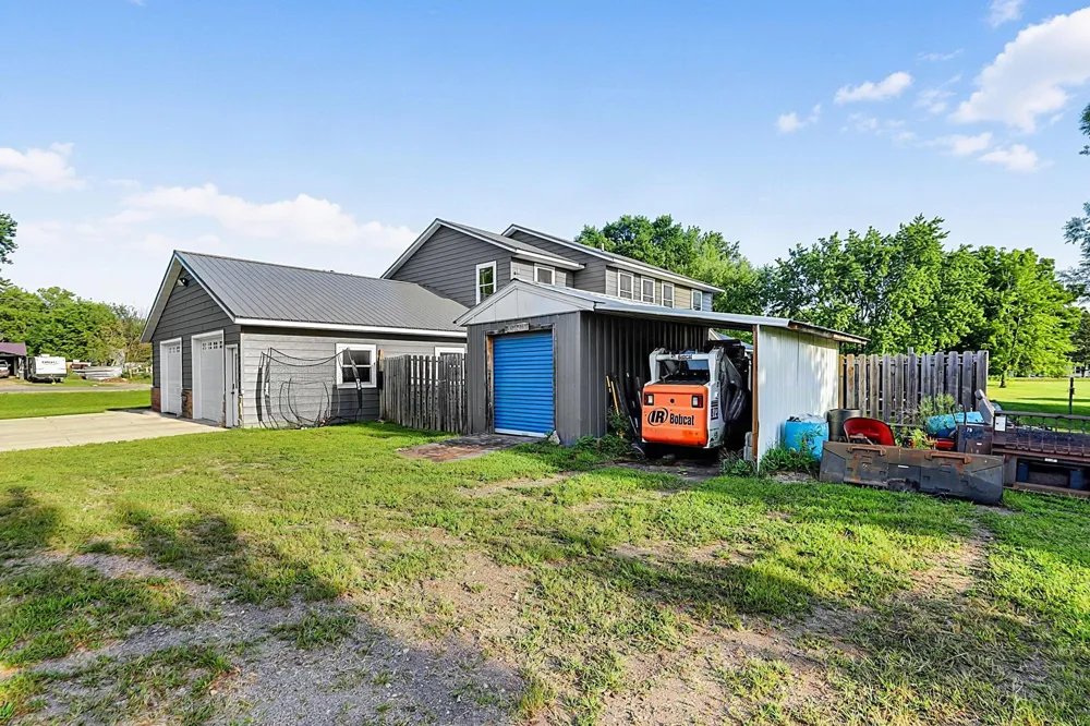 31634 CSAH 2 Litchfield, MN 55355