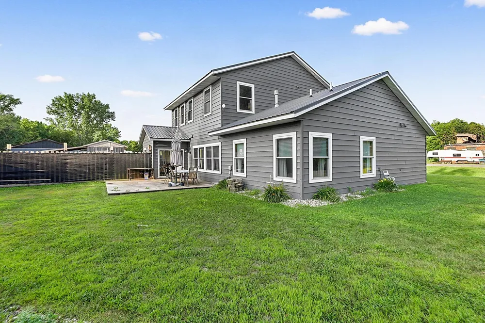 31634 CSAH 2 Litchfield, MN 55355