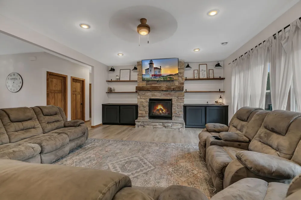 31634 CSAH 2 Litchfield, MN 55355