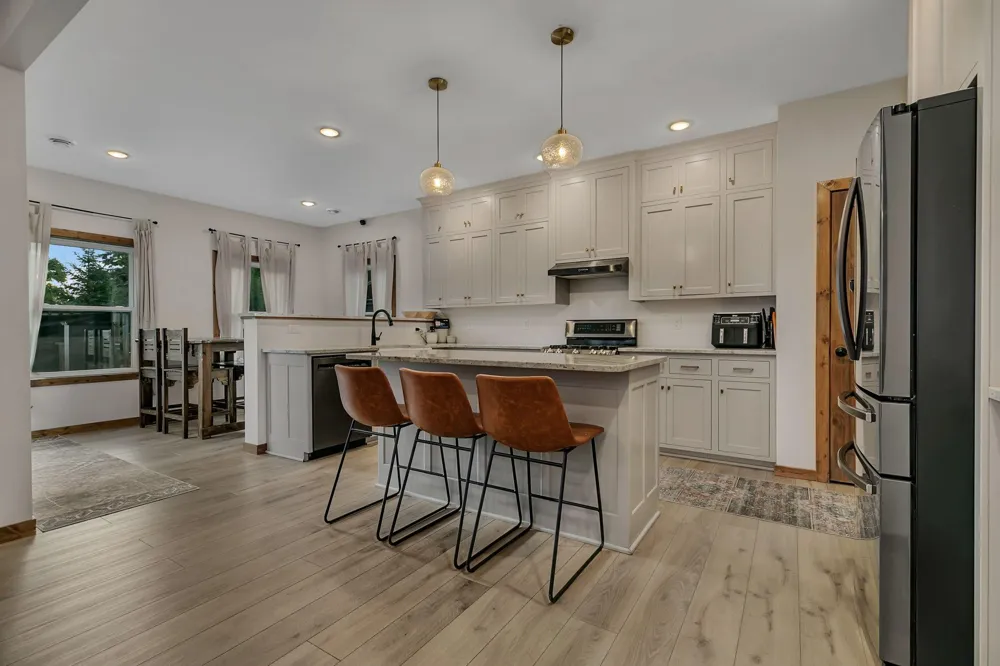 31634 CSAH 2 Litchfield, MN 55355