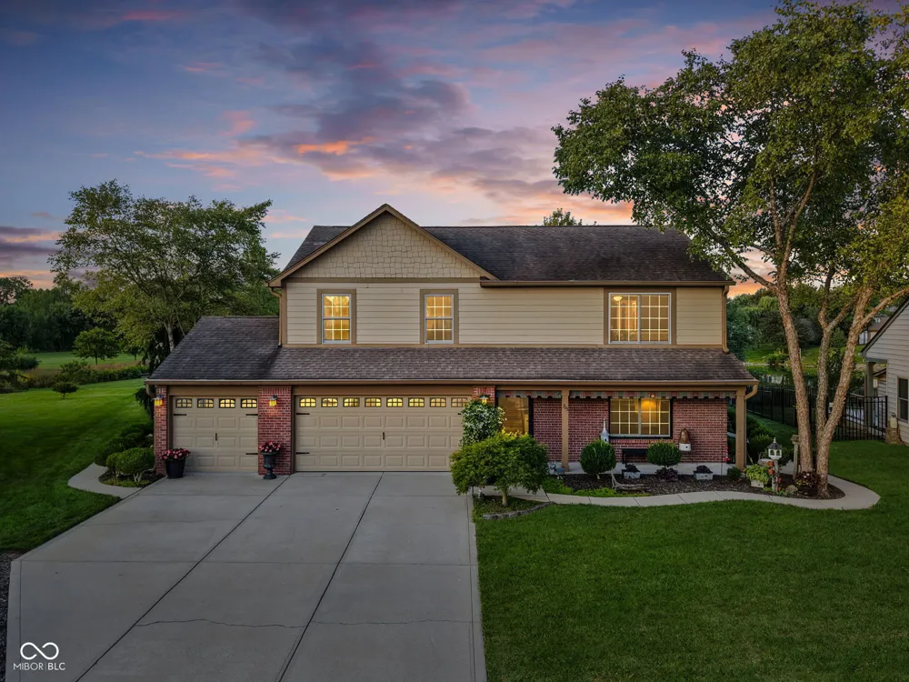 715 Shoreline Court Franklin, IN 46131