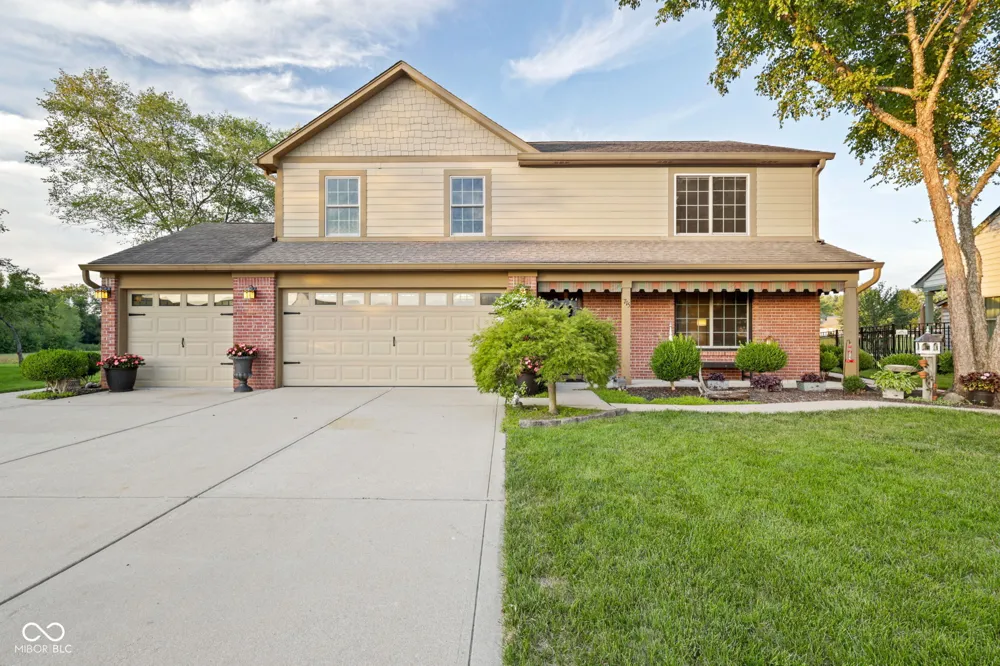 715 Shoreline Court Franklin, IN 46131