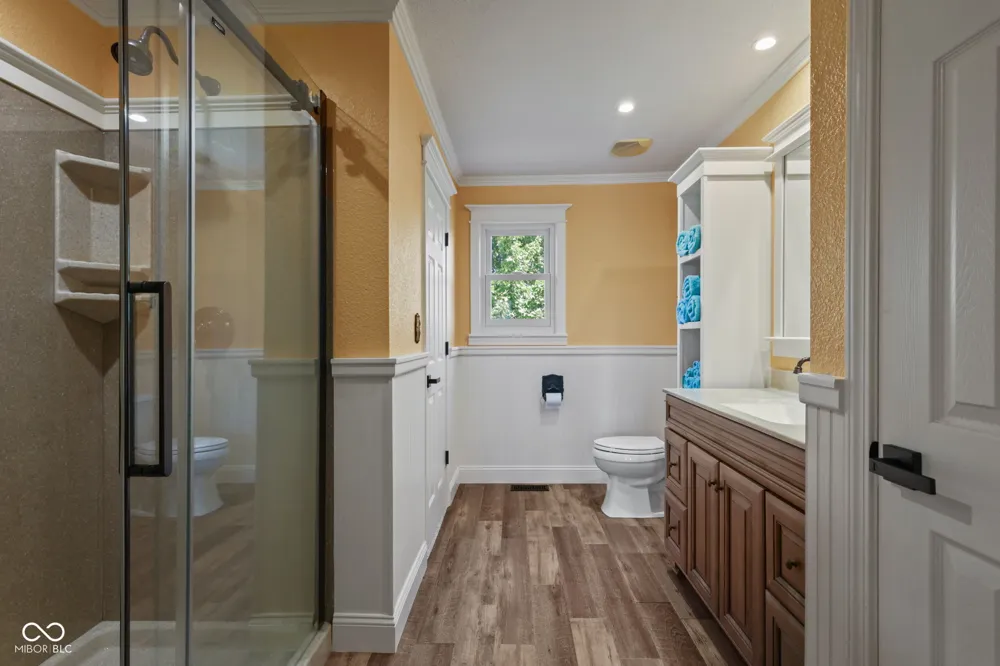 715 Shoreline Court Franklin, IN 46131