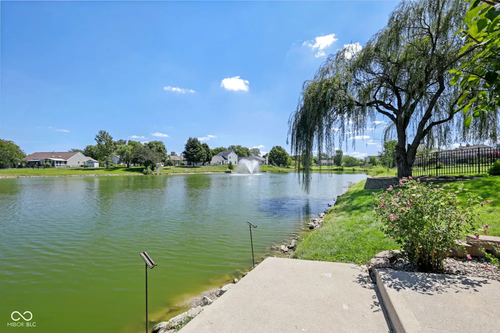 715 Shoreline Court Franklin, IN 46131