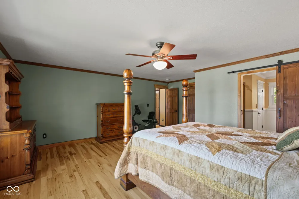 715 Shoreline Court Franklin, IN 46131