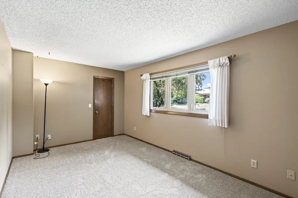 12912 18th Avenue S Burnsville, MN 55337