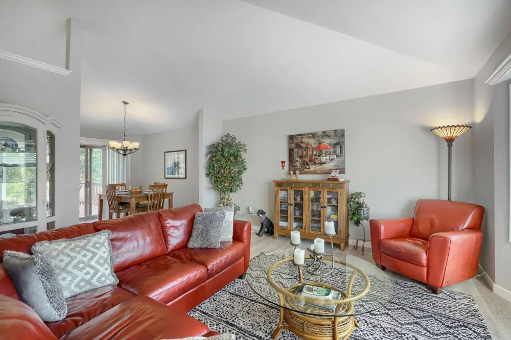 4055 151st Street W Rosemount, MN 55068