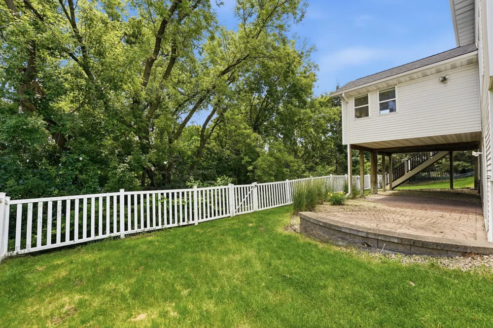 13345 54th Avenue Plymouth, MN 55442