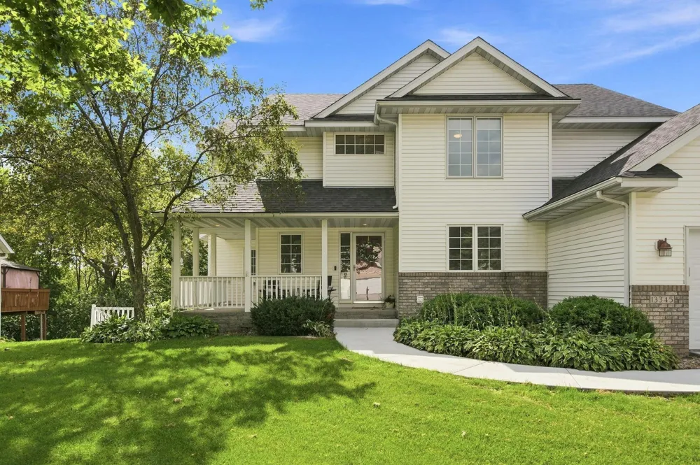 13345 54th Avenue Plymouth, MN 55442