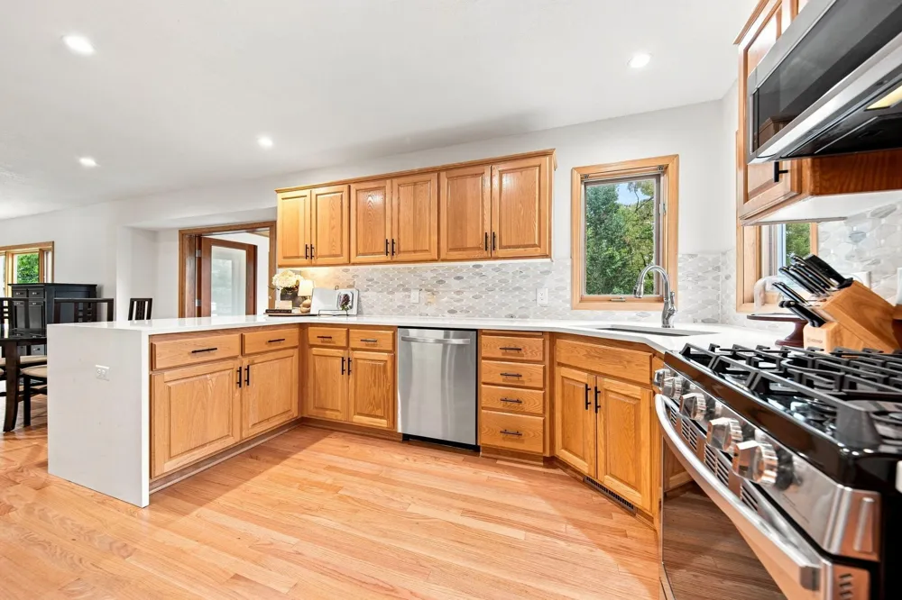13345 54th Avenue Plymouth, MN 55442