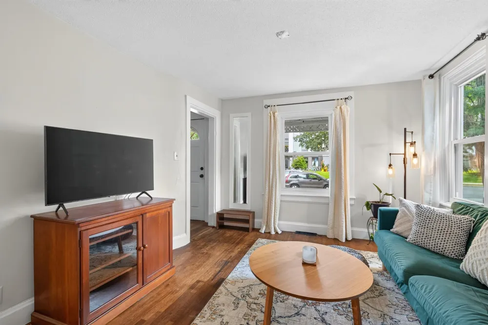 1838 Jackson Street NE Minneapolis, MN 55418