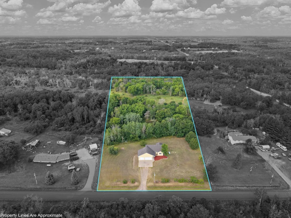 25990 Rum River Drive NW Isanti, MN 55040