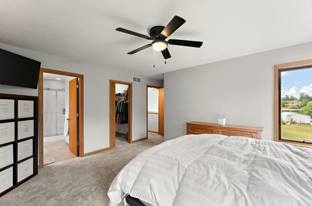 25990 Rum River Drive NW Isanti, MN 55040