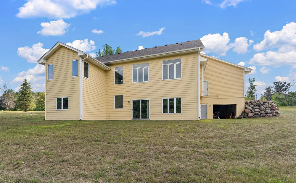 25990 Rum River Drive NW Isanti, MN 55040