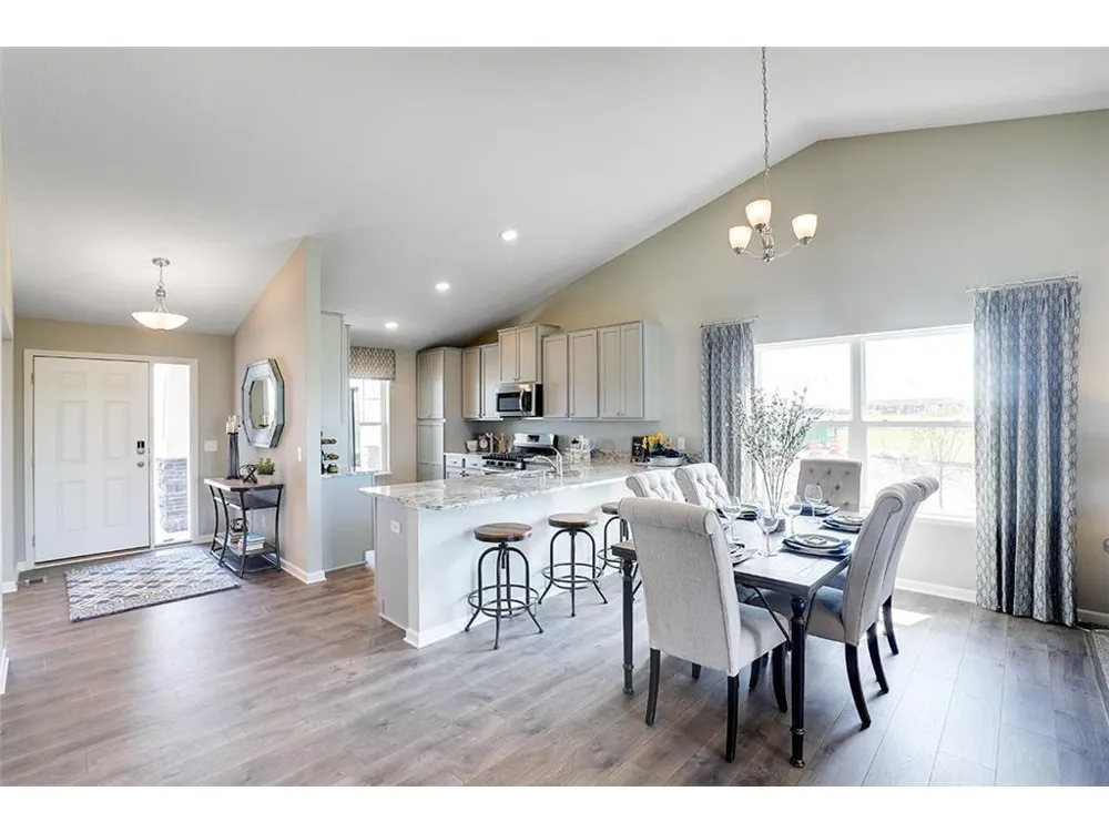 9820 Upper 89th Street S Cottage Grove, MN 55016