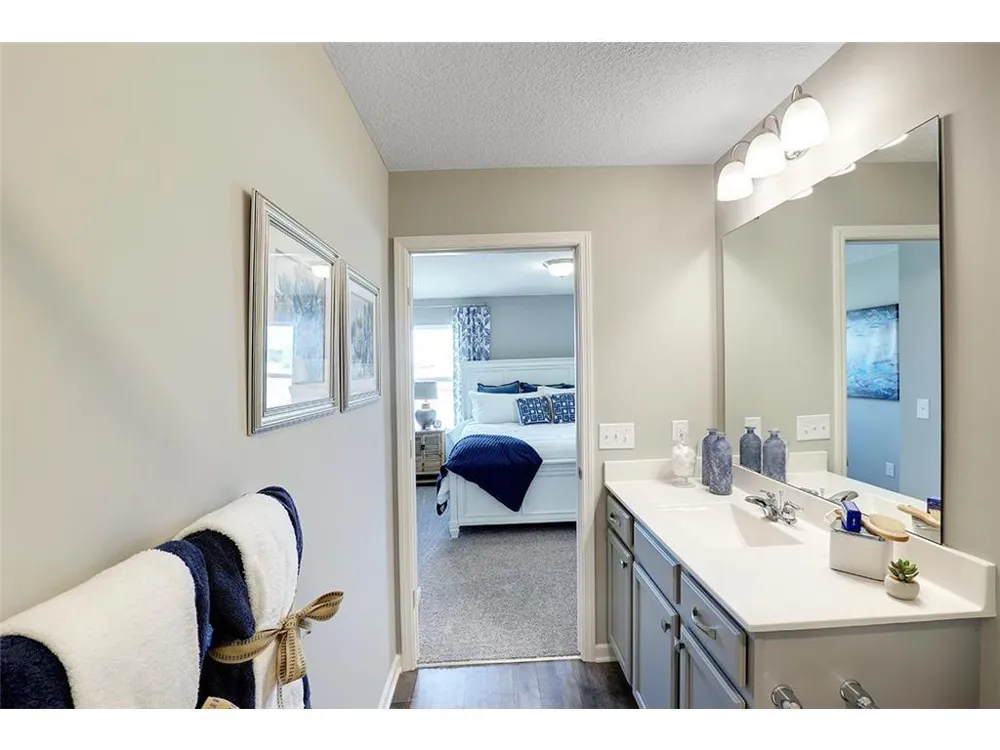 9820 Upper 89th Street S Cottage Grove, MN 55016