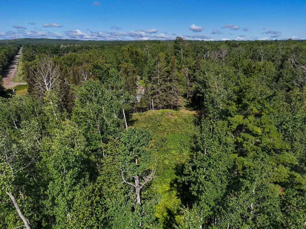 XXX Casper's Hill Road Grand Marais, MN 55604